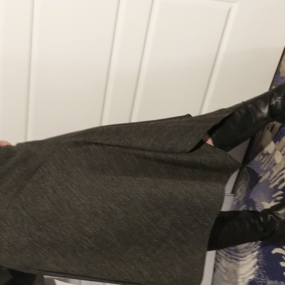 Reitmans skirt - Picture 5 of 7